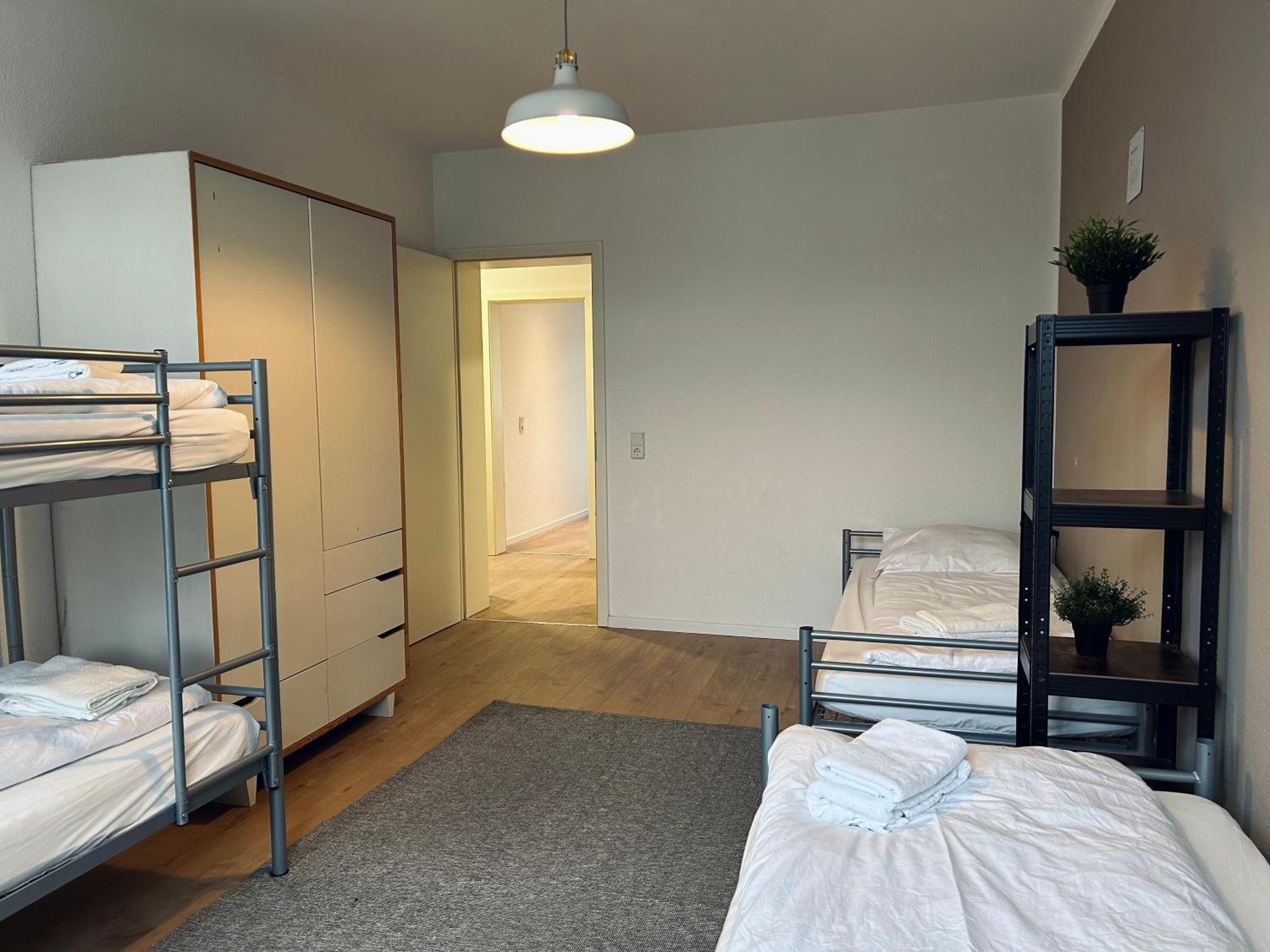 2 Schlafzimmer-Balkon-Kueche-Parkplatz-Designerbad Leipzig Exterior foto